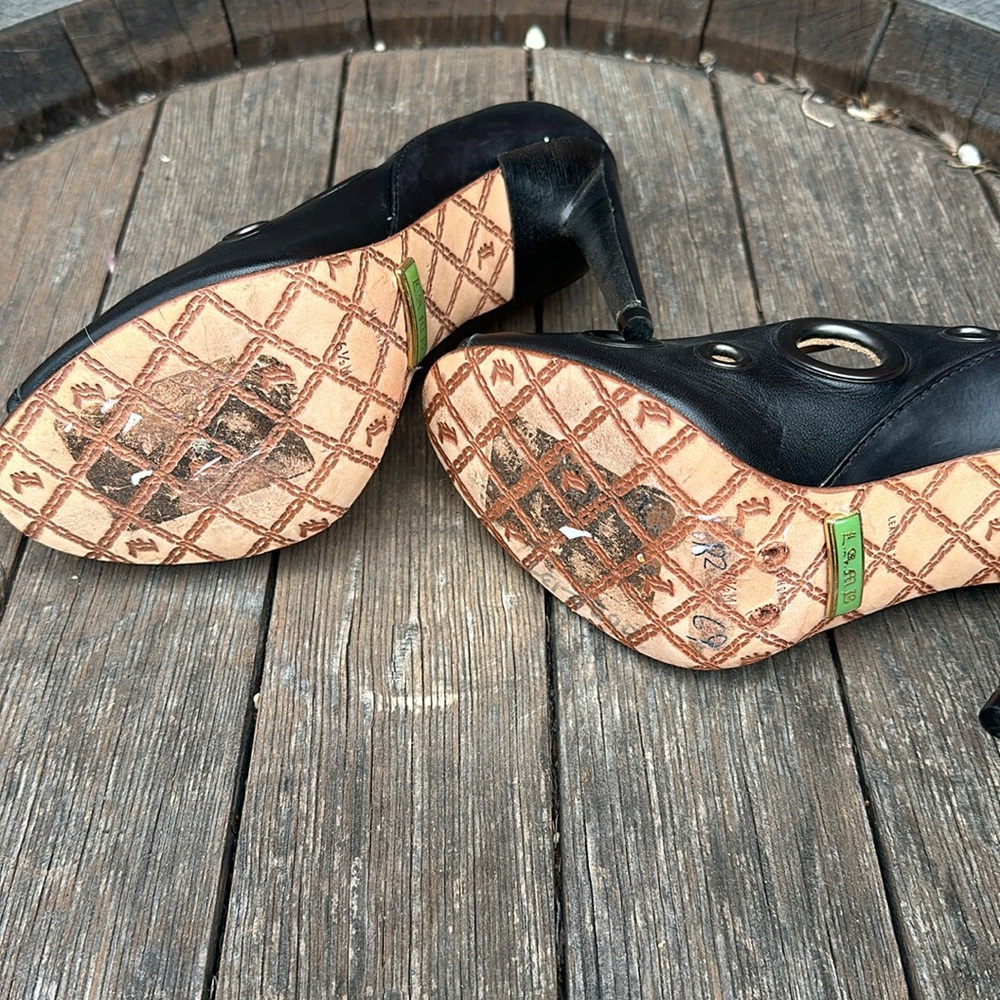 L.A.M.B. Black Peep Toe Heels - Picture 8 of 9